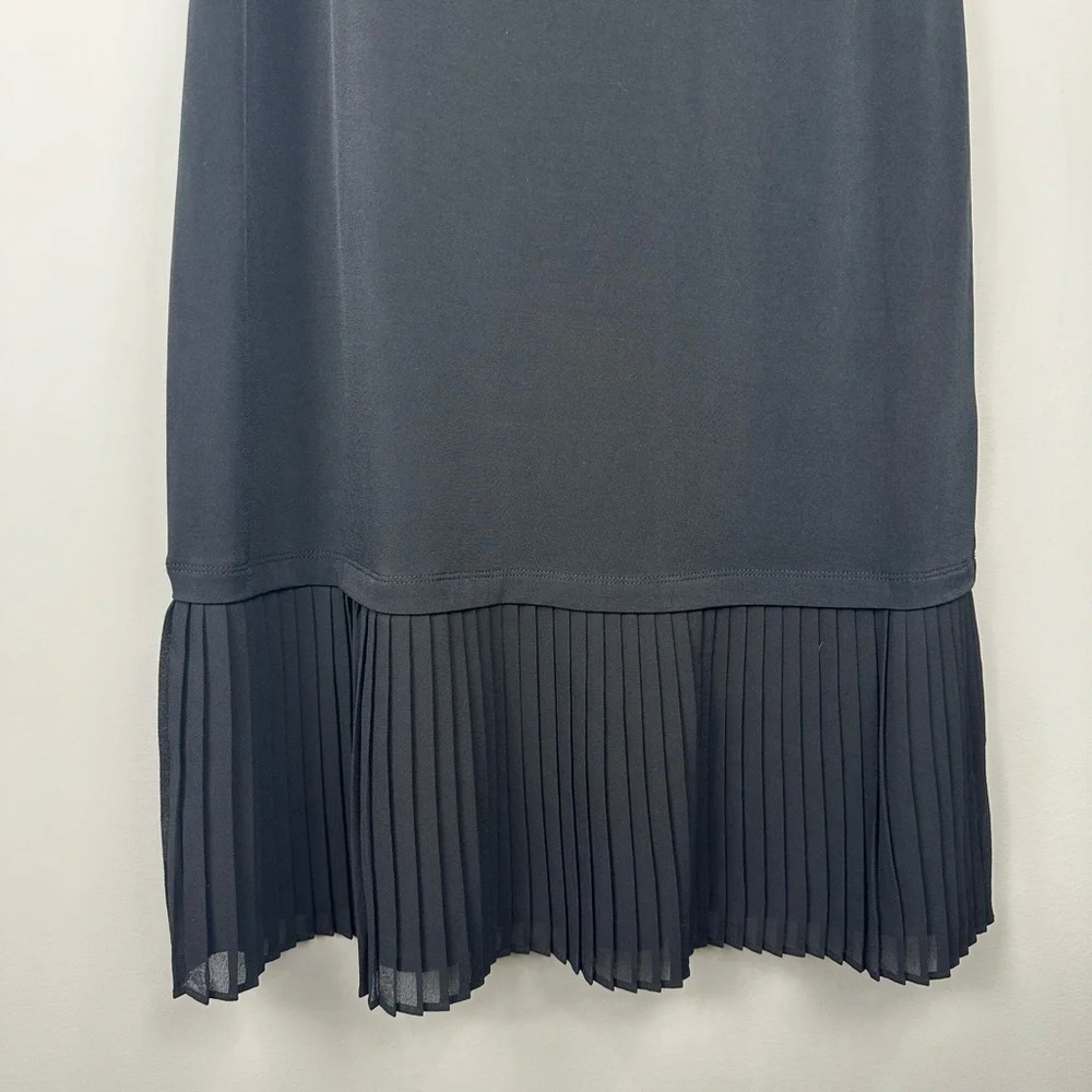 Michael Kors Black Classic Sleeveless Pleated Hem Dress NWT NEW Size Medium